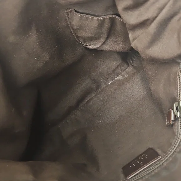 Authentic Gucci Monogram Classic Crossbody Handbag Purse Authentic - Picture 10 of 16